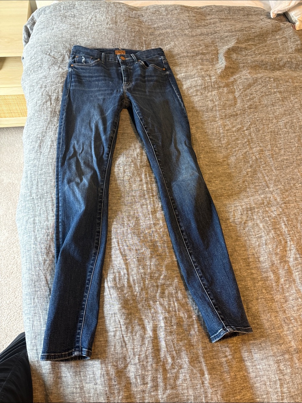 MOTHER the Looker skinny jeans size 26